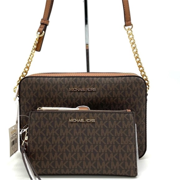Michael Kors Large EW Crossbody Bag & Large Double Zip Wallet Brown - Picture 3 of 13